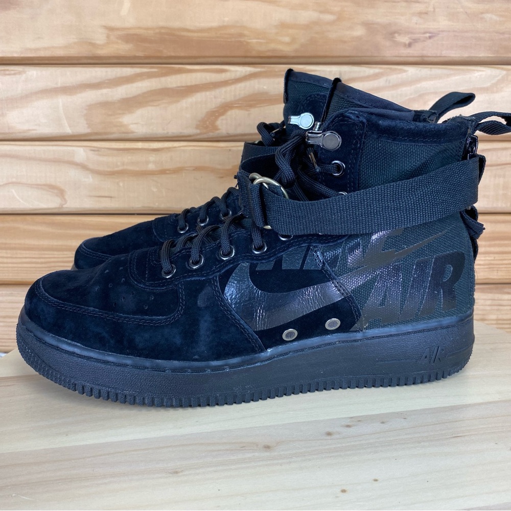 Nike SF Air Force 1 Mid Sneakers Big Logo Black Mens 9 Skater Streetwear Grunge